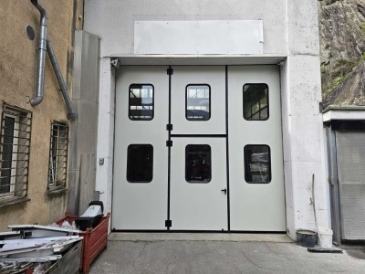 Bolero-Serramenti-Fornitura-e-posa-di-portone-a%C2%A0libro