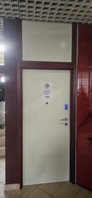 Bolero-Serramenti-porta-blindata-con-police-digitlae-